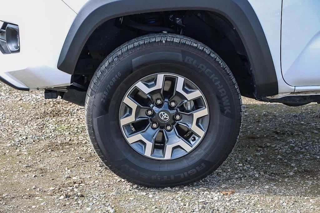 Thumbnail: 2023 Toyota Tacoma - 6