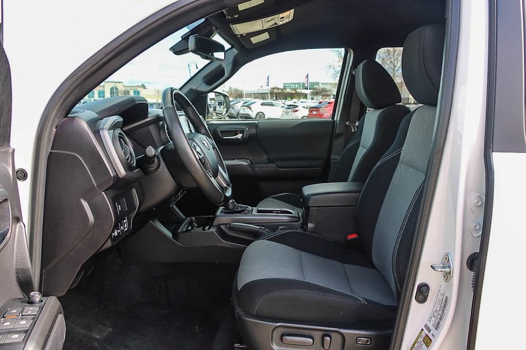 Thumbnail: 2023 Toyota Tacoma - 9