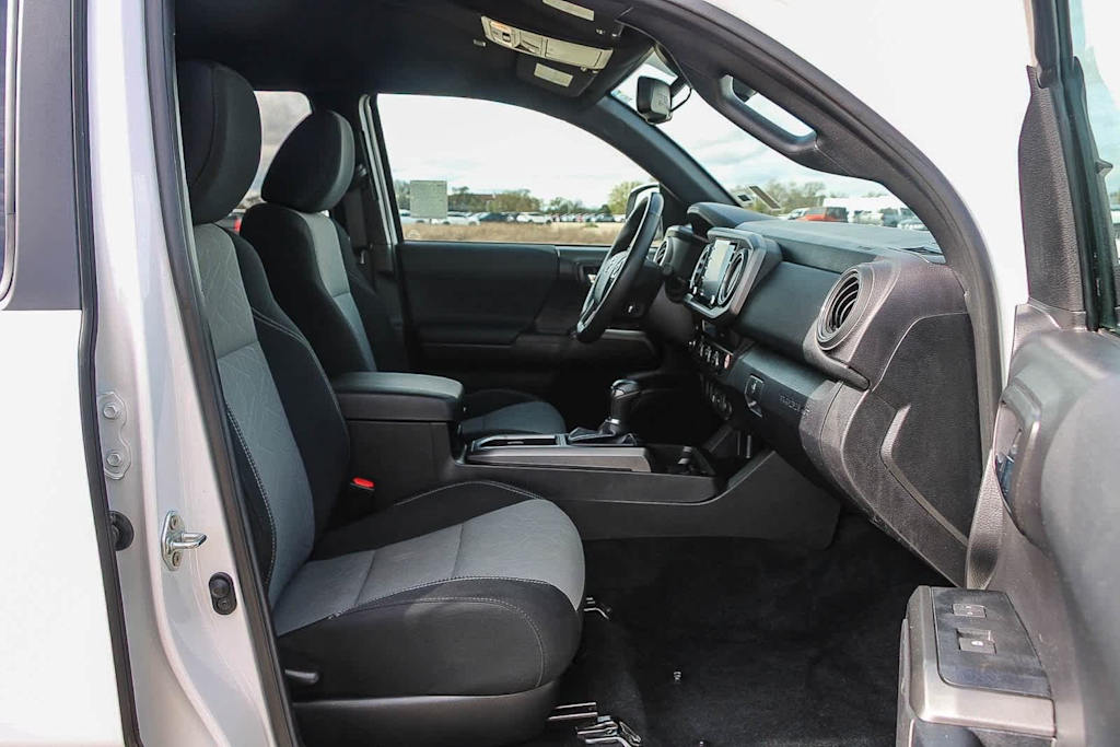 Thumbnail: 2023 Toyota Tacoma - 8