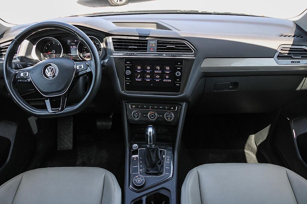 Thumbnail: 2019 Volkswagen Tiguan - 2