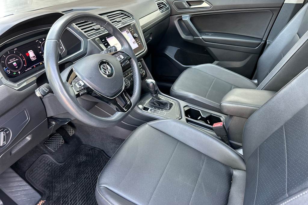 Thumbnail: 2020 Volkswagen Tiguan - 9