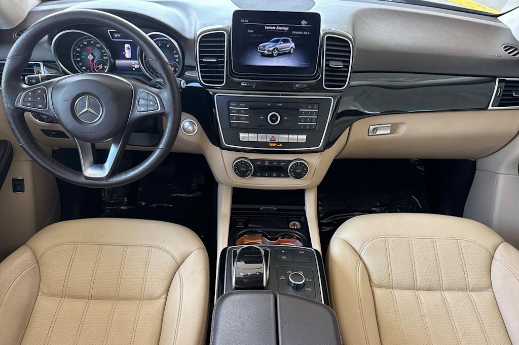 Thumbnail: 2018 Mercedes-Benz GLE - 2
