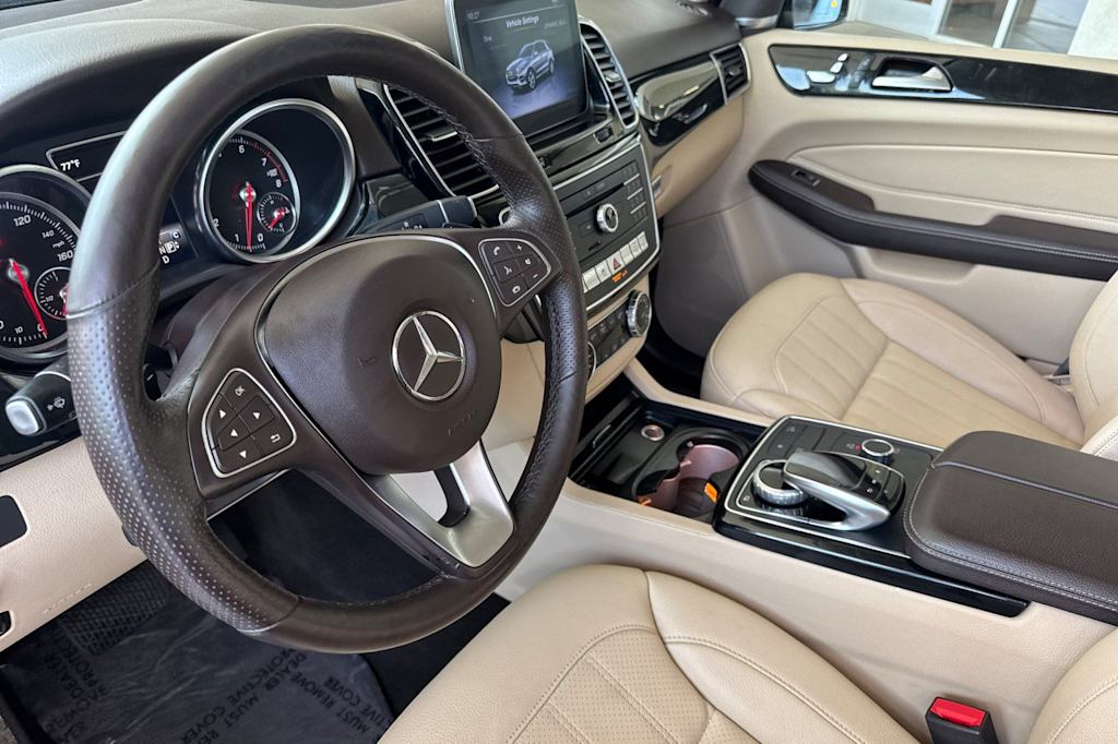 Thumbnail: 2018 Mercedes-Benz GLE - 8
