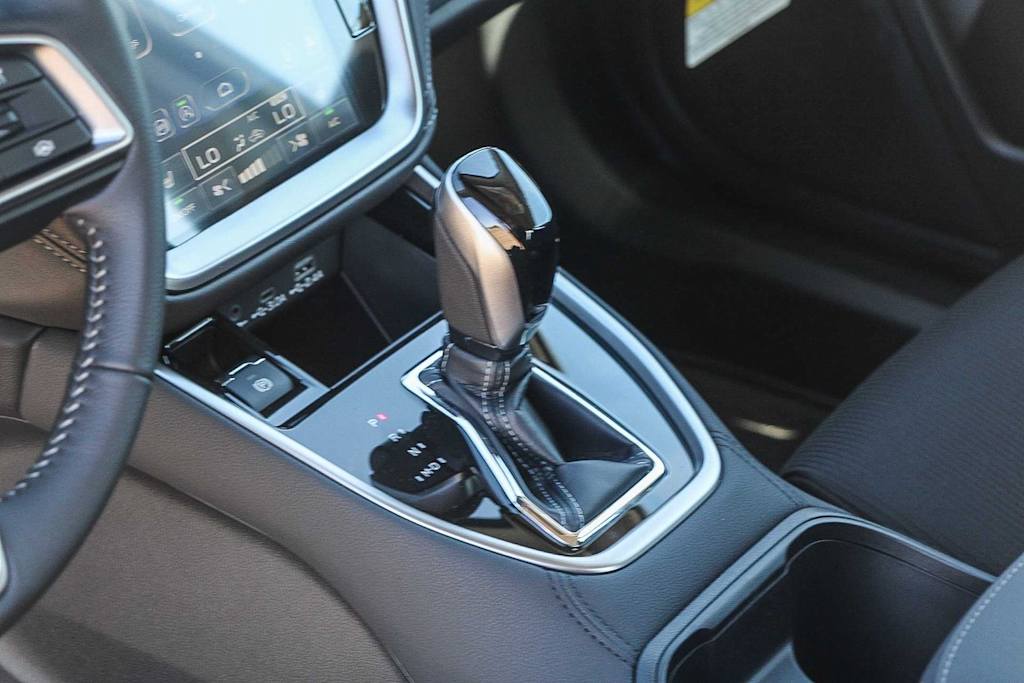 Thumbnail: 2025 Subaru Legacy - 12