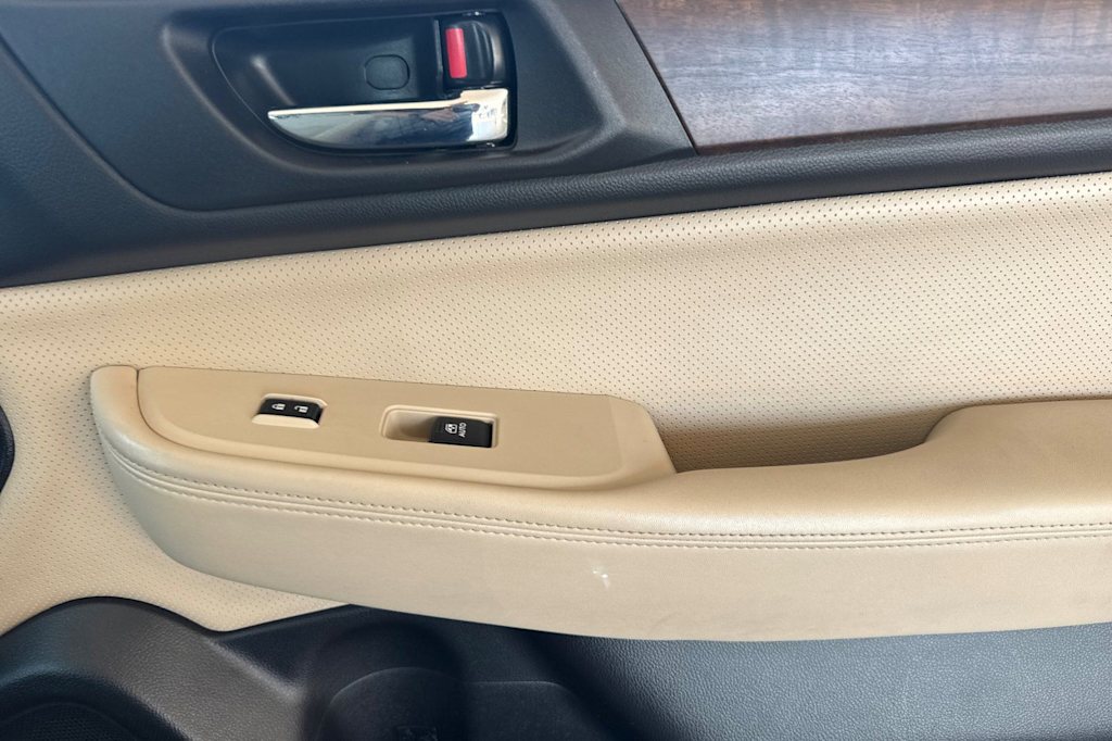 Thumbnail: 2015 Subaru Outback - 23