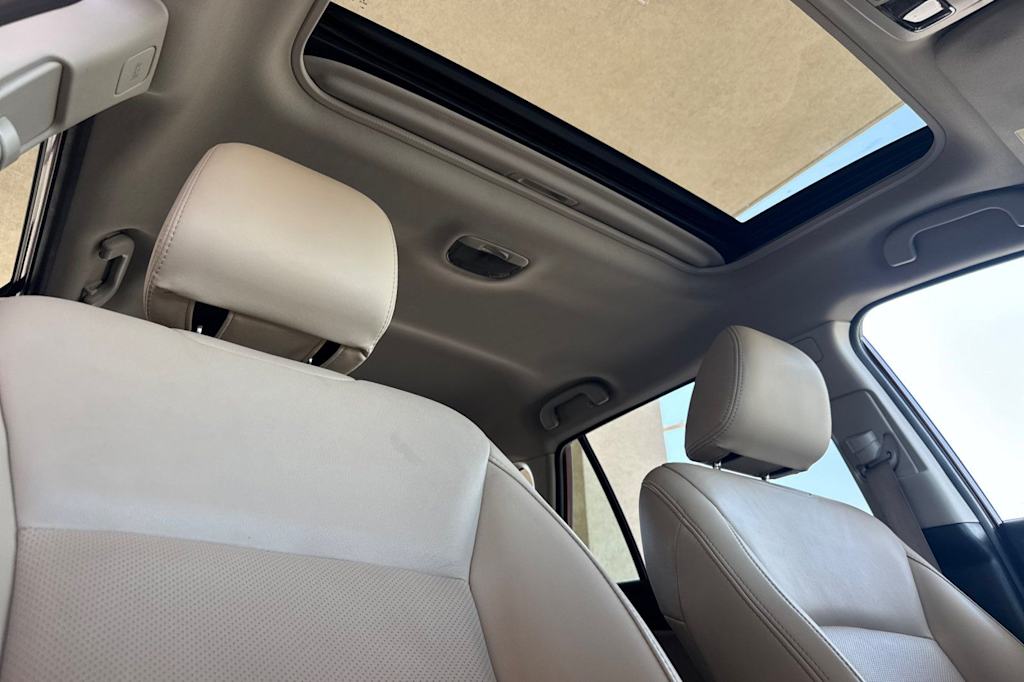 Thumbnail: 2015 Subaru Outback - 22