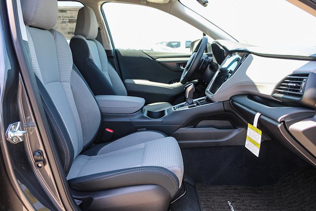 Thumbnail: 2025 Subaru Outback - 9