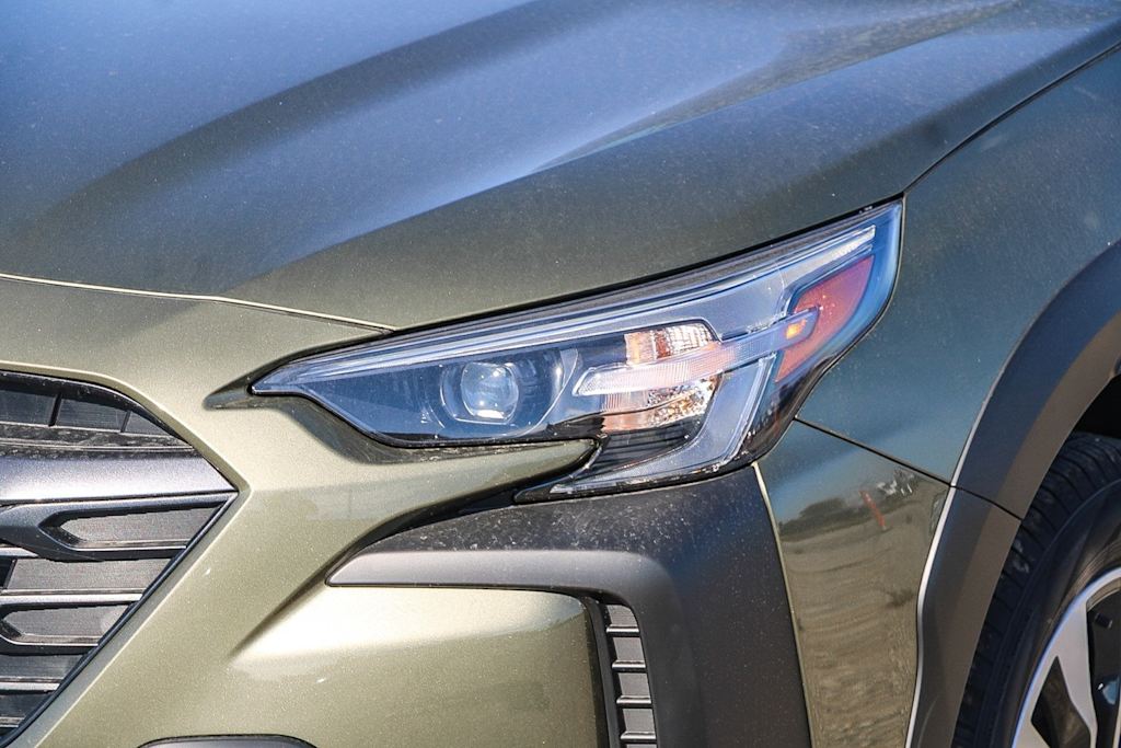 Thumbnail: 2025 Subaru Outback - 18