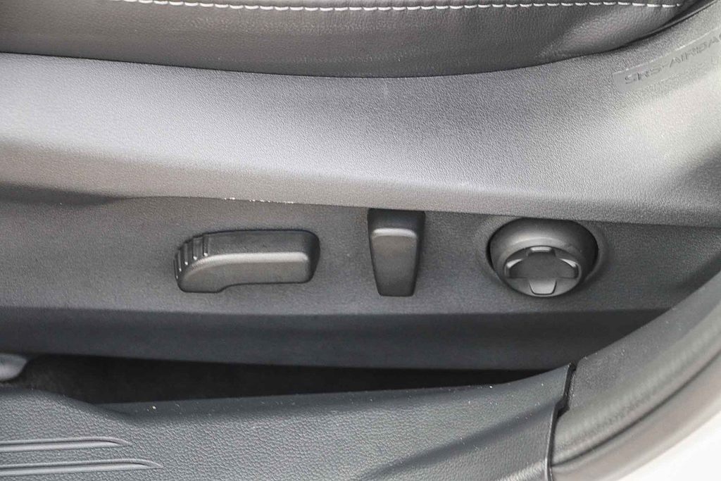 Thumbnail: 2025 Subaru Outback - 19