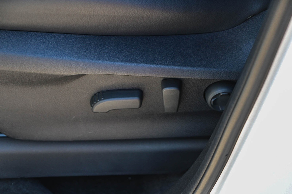 Thumbnail: 2025 Subaru Crosstrek - 24