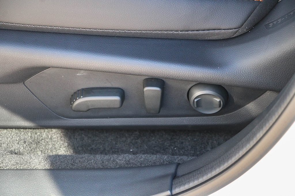 Thumbnail: 2025 Subaru Crosstrek - 23