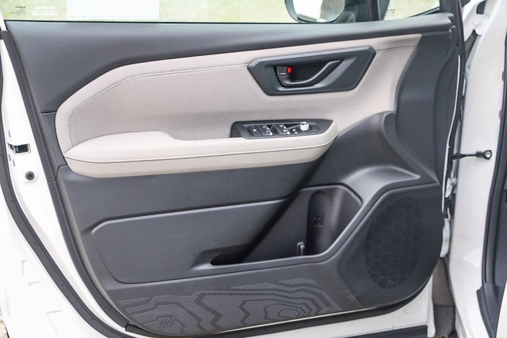 Thumbnail: 2026 Subaru Forester - 19