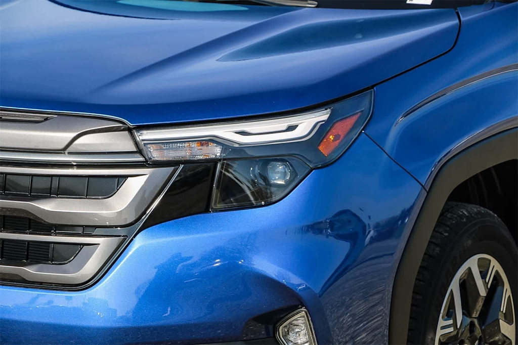 Thumbnail: 2026 Subaru Forester - 25