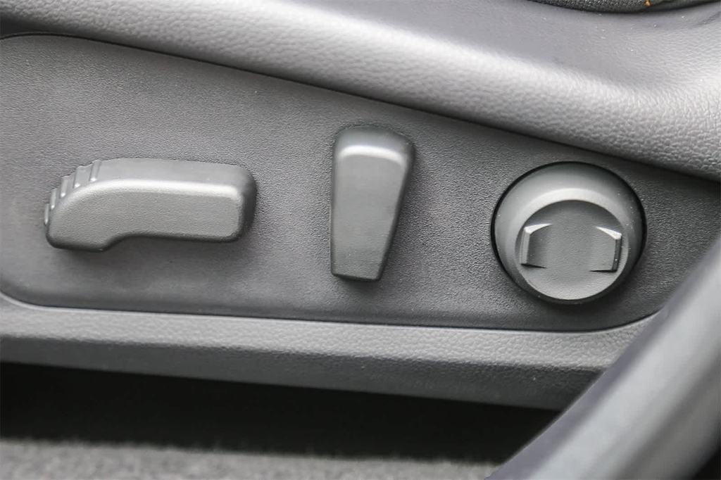 Thumbnail: 2026 Subaru Forester - 19
