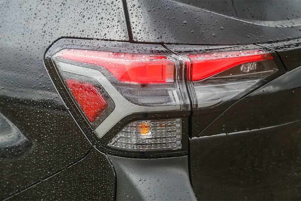 Thumbnail: 2026 Subaru Forester - 25