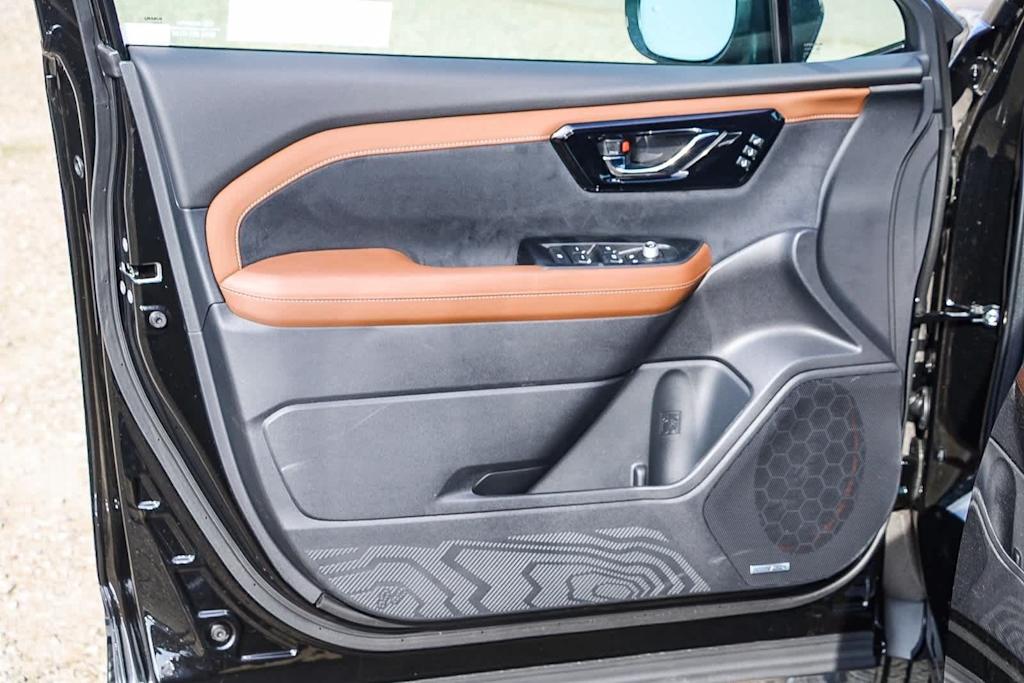 Thumbnail: 2026 Subaru Forester - 19