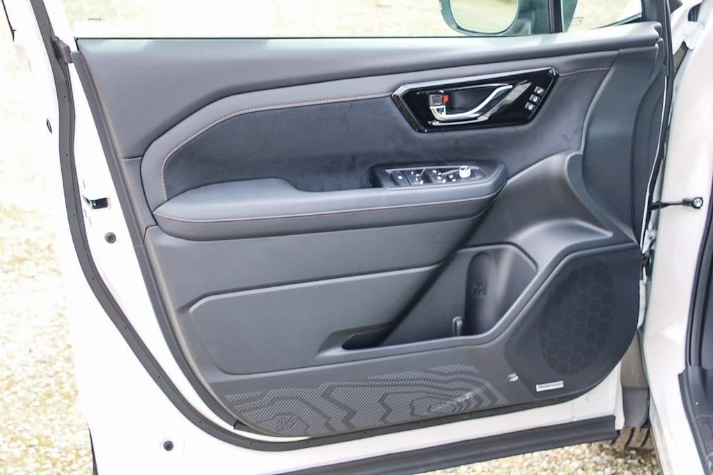 Thumbnail: 2026 Subaru Forester - 19