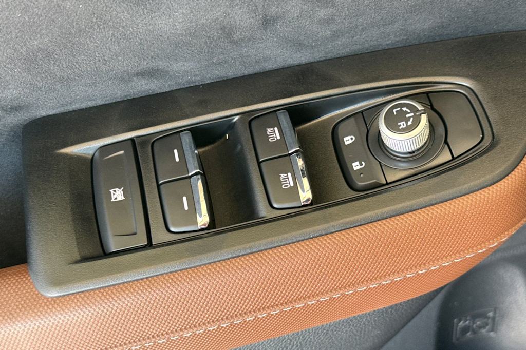 Thumbnail: 2026 Subaru Forester - 21
