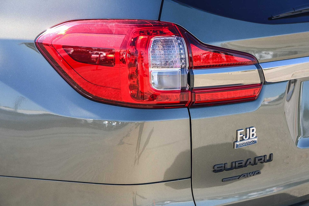 Thumbnail: 2022 Subaru Ascent - 22