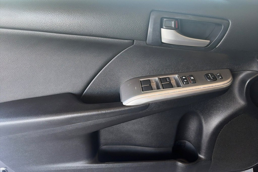 Thumbnail: 2014 Toyota Camry - 19