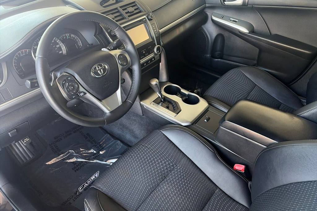 Thumbnail: 2014 Toyota Camry - 8