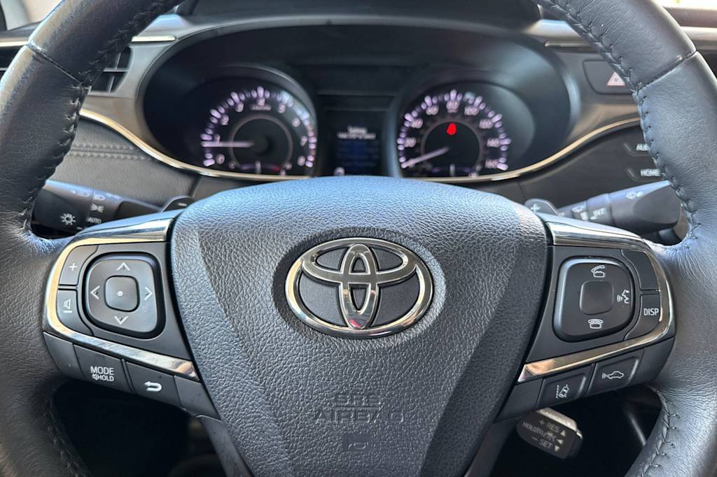 Thumbnail: 2017 Toyota Avalon - 27