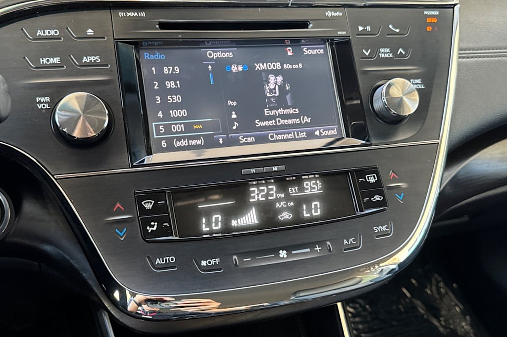 Thumbnail: 2017 Toyota Avalon - 25