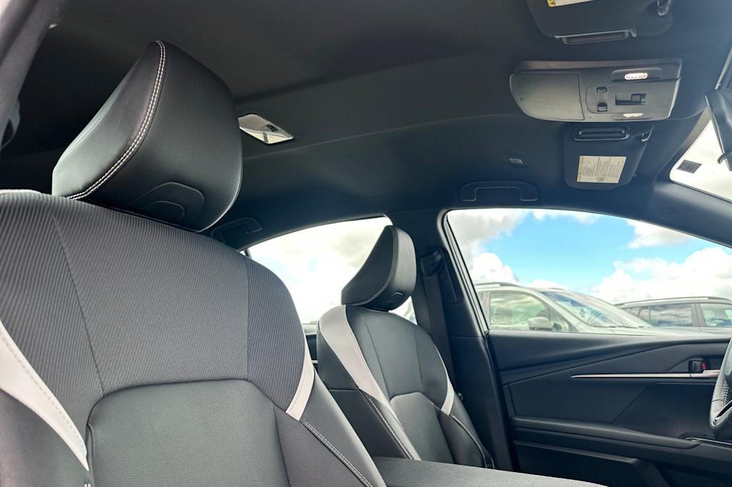 Thumbnail: 2025 Toyota Camry - 22