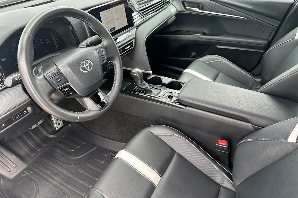 Thumbnail: 2025 Toyota Camry - 8