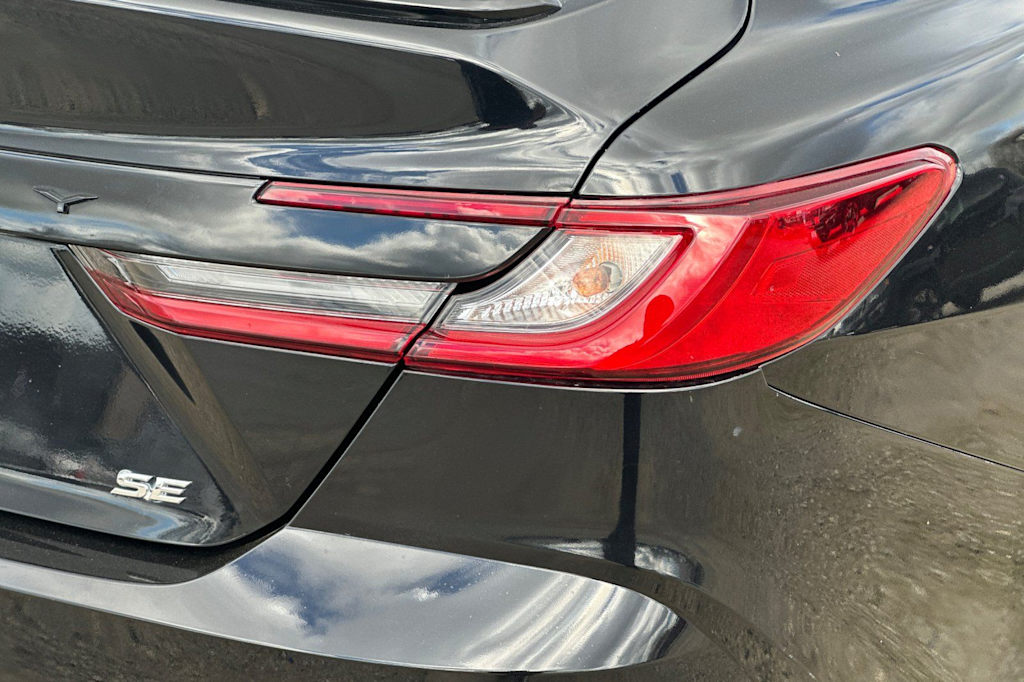 Thumbnail: 2025 Toyota Camry - 31