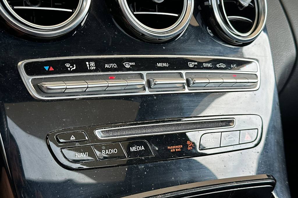 Thumbnail: 2018 Mercedes-Benz C-Class - 25