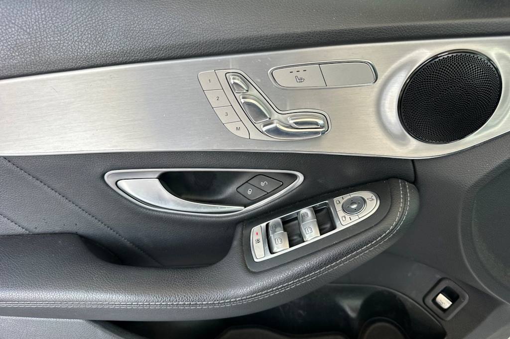 Thumbnail: 2018 Mercedes-Benz C-Class - 19