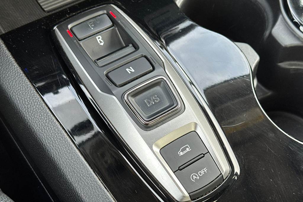 Thumbnail: 2019 Honda Pilot - 13