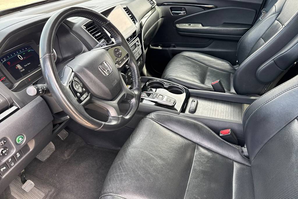 Thumbnail: 2019 Honda Pilot - 9