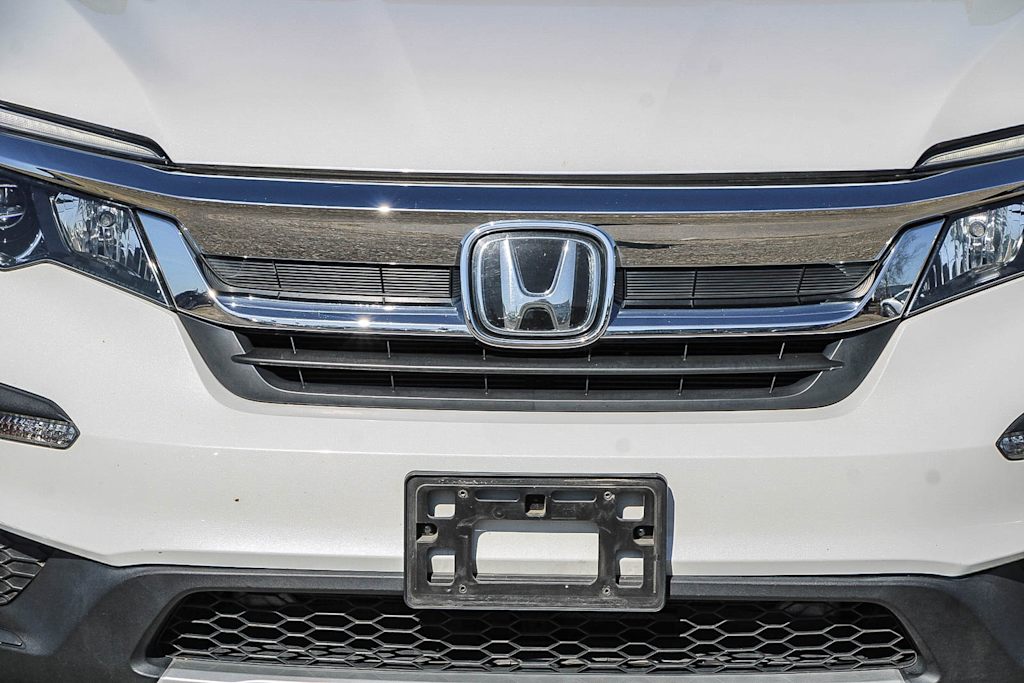Thumbnail: 2020 Honda Pilot - 18