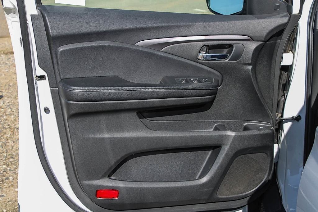 Thumbnail: 2020 Honda Pilot - 23