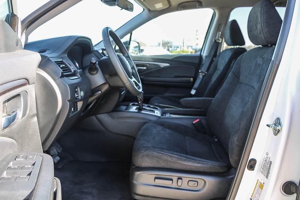 Thumbnail: 2020 Honda Pilot - 8