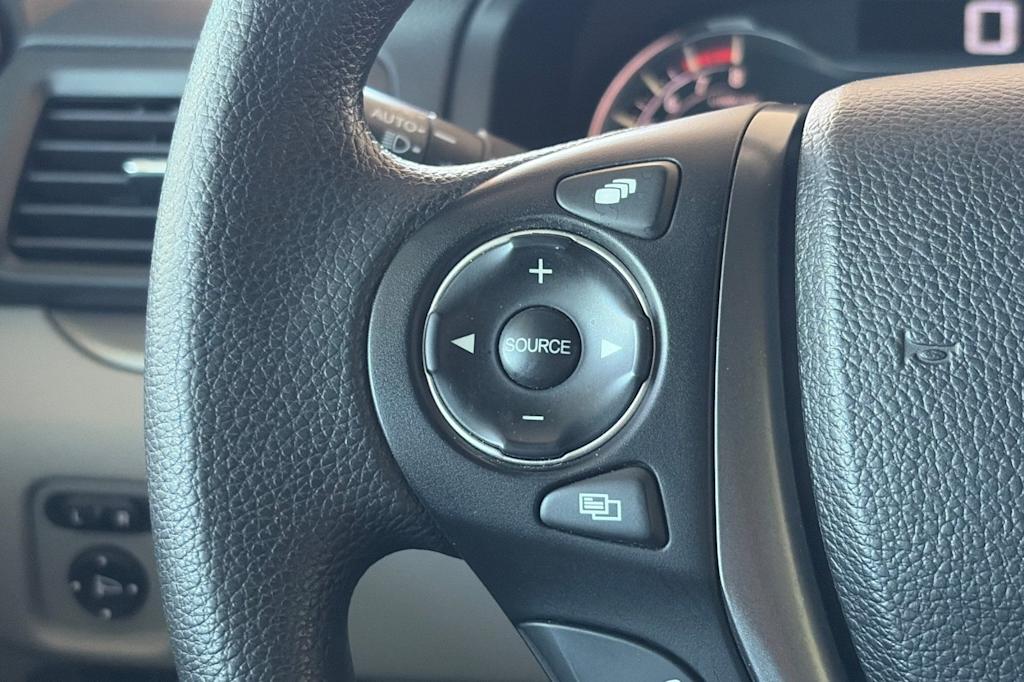 Thumbnail: 2016 Honda Pilot - 30
