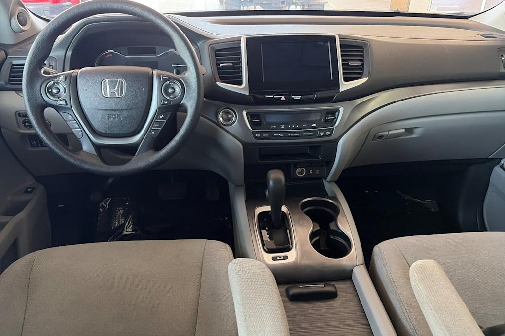 Thumbnail: 2016 Honda Pilot - 2