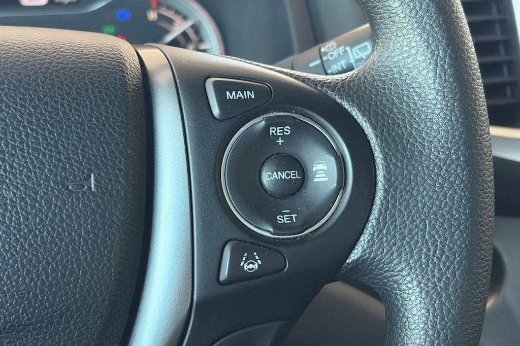 Thumbnail: 2016 Honda Pilot - 31