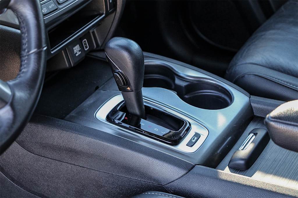 Thumbnail: 2020 Honda Pilot - 12