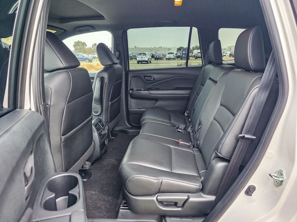 Thumbnail: 2023 Honda Passport - 9