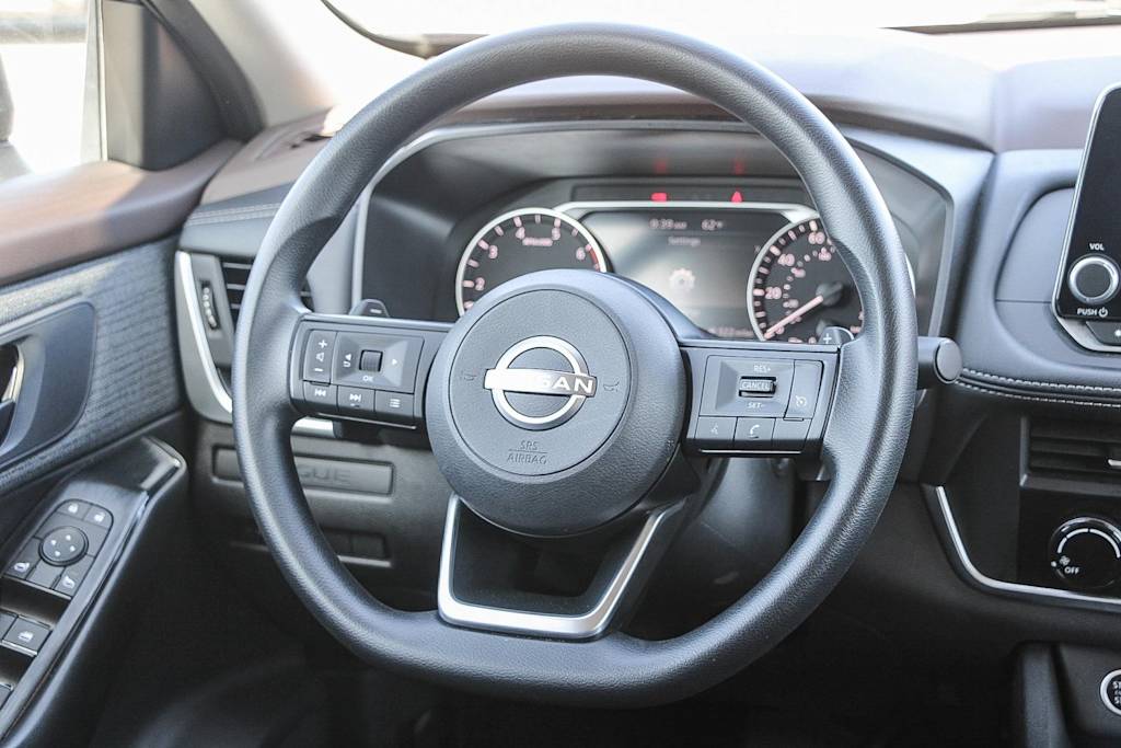 Thumbnail: 2023 Nissan Rogue - 12