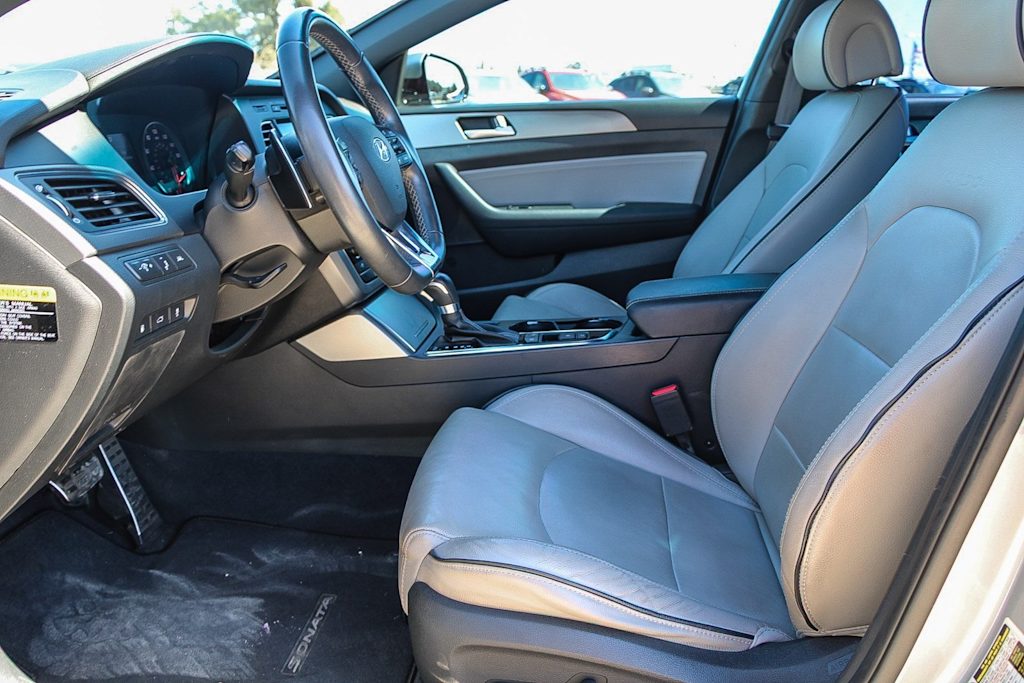 Thumbnail: 2017 Hyundai Sonata - 10