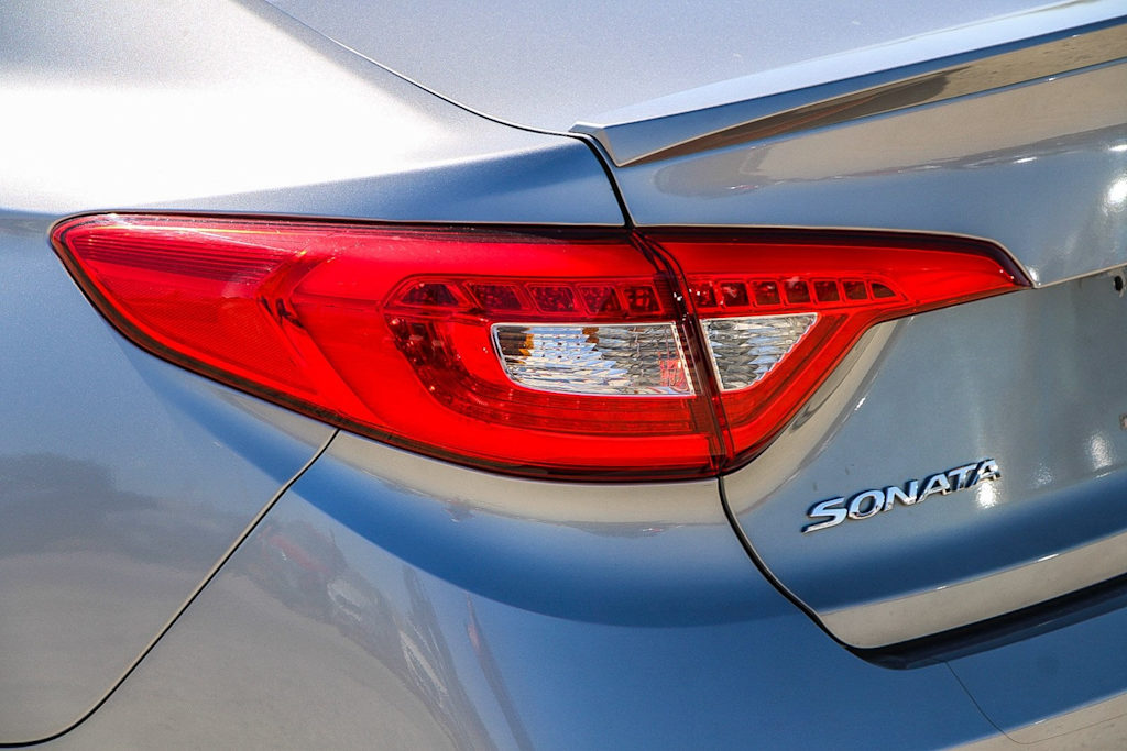 Thumbnail: 2017 Hyundai Sonata - 21