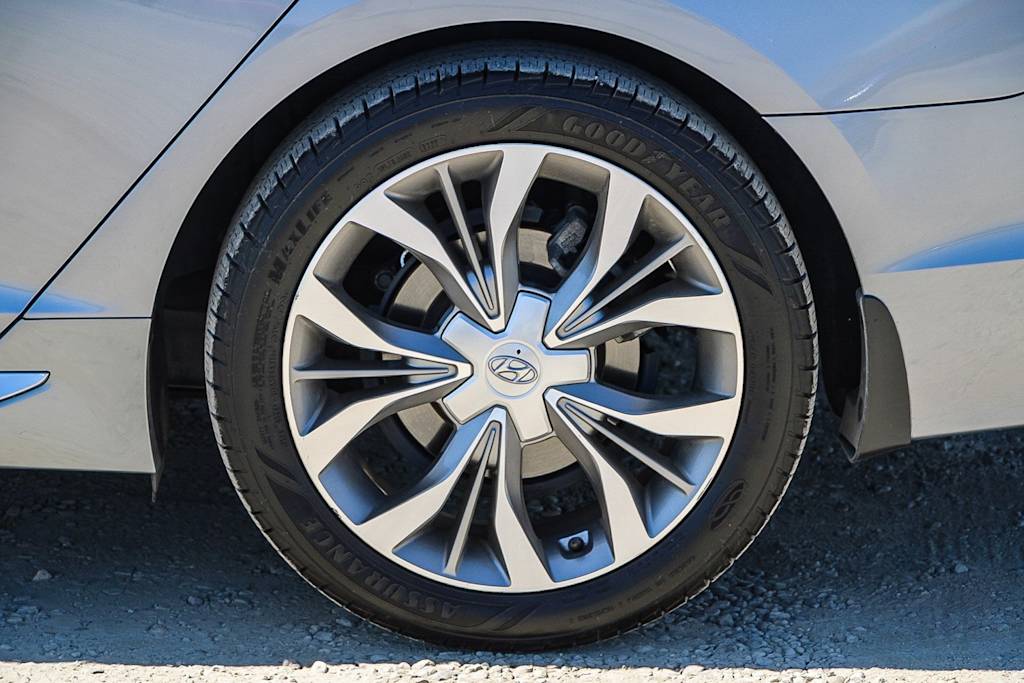 Thumbnail: 2017 Hyundai Sonata - 20