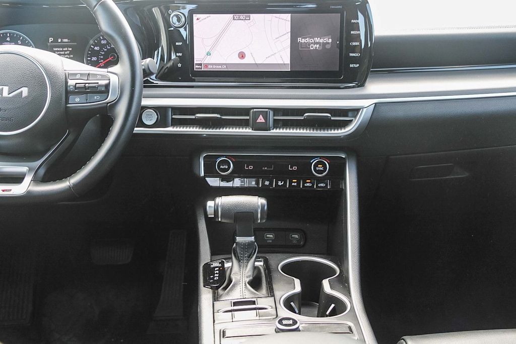 Thumbnail: 2022 Kia K5 - 7