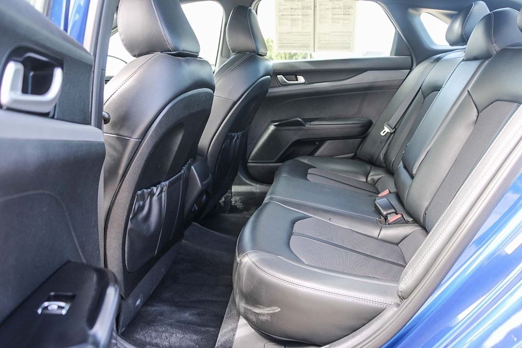 Thumbnail: 2022 Kia K5 - 10