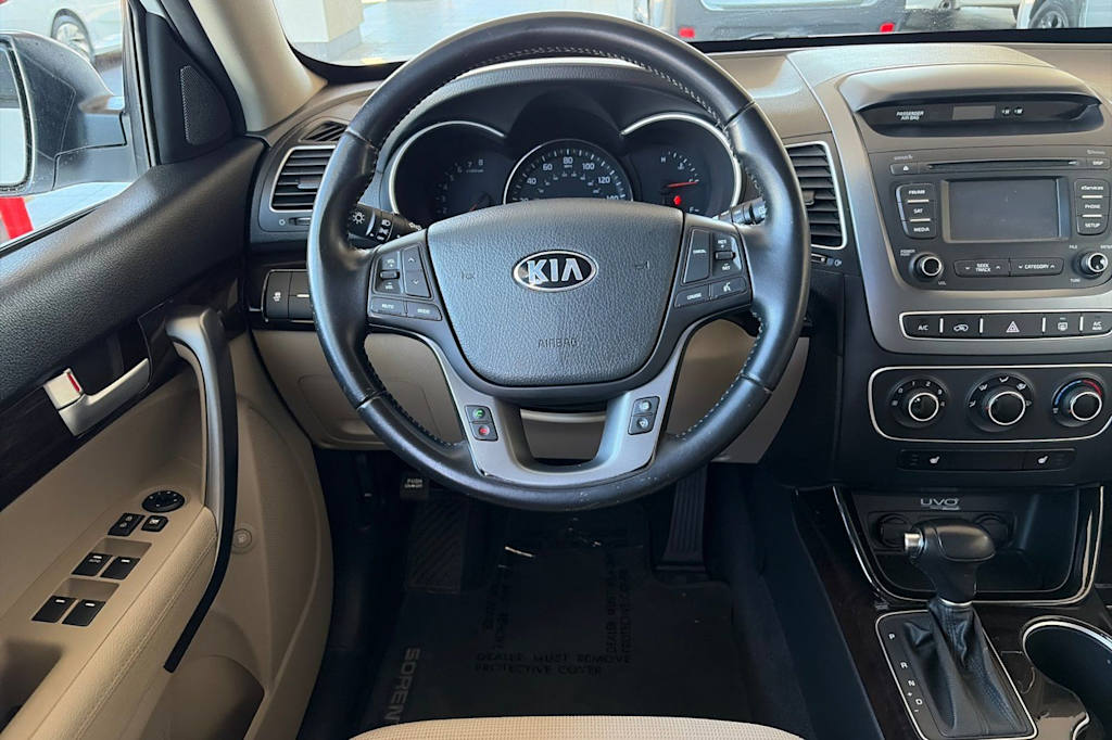 Thumbnail: 2015 Kia Sorento - 8