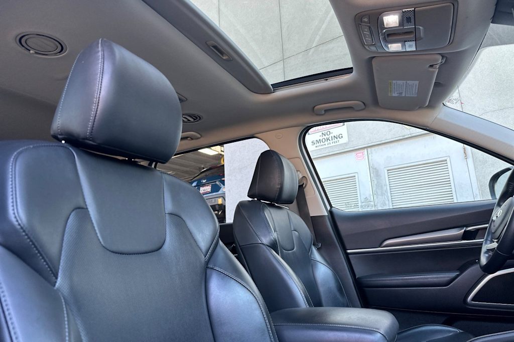 Thumbnail: 2020 Kia Telluride - 24